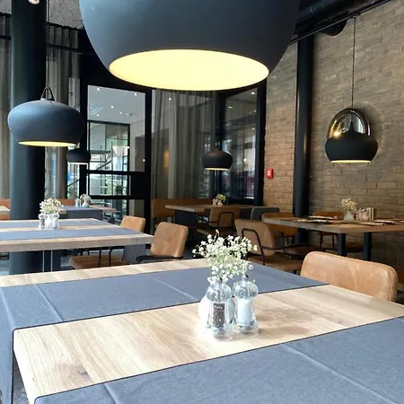 Baeckelar Wirt Superior 3* 솔덴