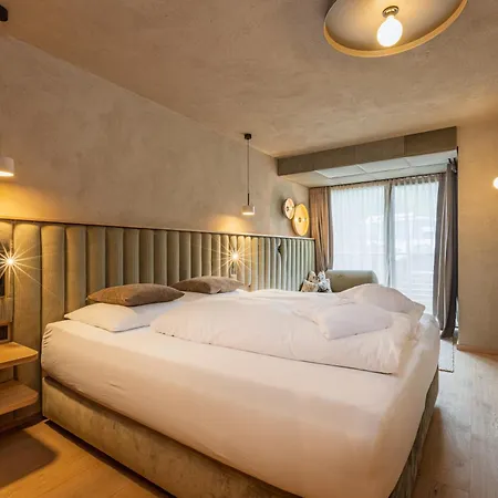 Baeckelar Wirt Superior 호텔 솔덴