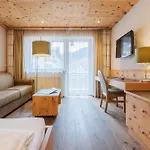 Hotel Backelar Wirt Superior 3*