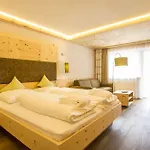 Backelar Wirt Superior 3* Solden