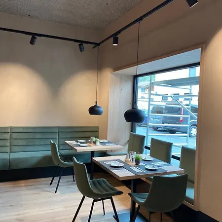 Baeckelar Wirt Superior 3*