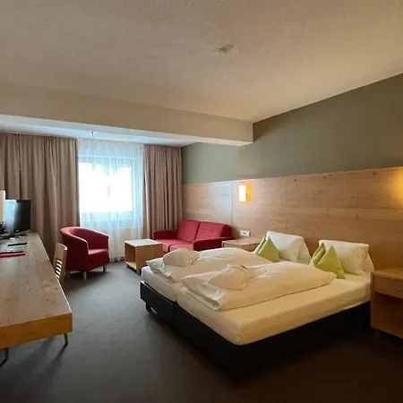 Bäckelar Wirt Superior Hotell 3*