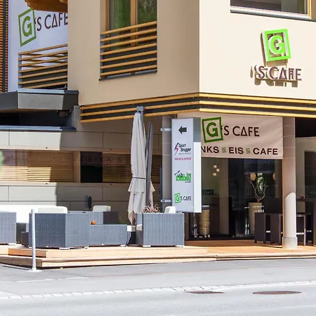 מלון Baeckelar Wirt Superior 3*