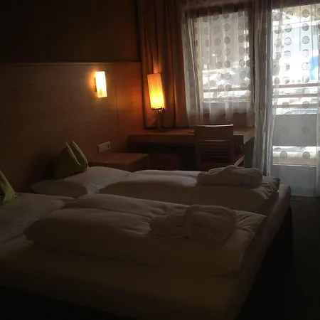 Baeckelar Wirt Superior 3*